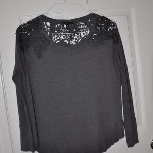 Grey long sleeve shirt